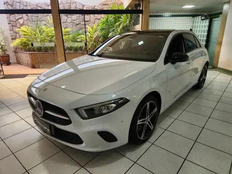 Mercedes-Benz A 250 2.0 16V 4P CGI VISION 7G-DCT AUTOMÁTICO 4 portas