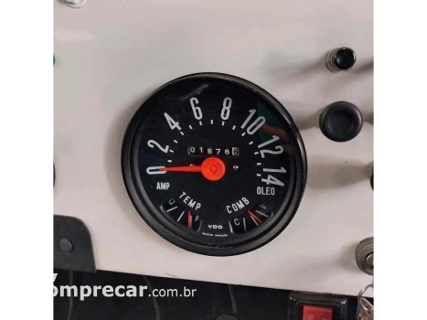 JEEP 2.6 6 CILINDROS 12V GASOLINA 2P MANUAL