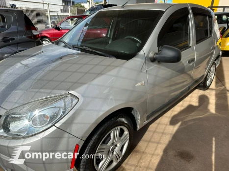 Renault Sandero expression 1.6 4 portas