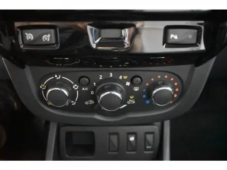 DUSTER - 2.0 DYNAMIQUE 4X2 16V 4P AUTOMÁTICO