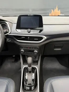 TRACKER 1.2 Turbo Premier