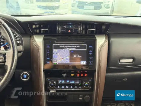 HILUX SW4 2.7 SRV 7 LUGARES 4X2 16V FLEX 4P AUTOM