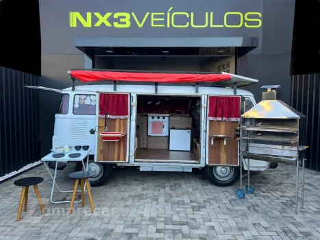 Volkswagen KOMBI 1.6 FURGÃO 8V GASOLINA 3P MANUAL 3 portas