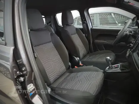 STRADA VOLCANO 1.3 FLEX 8V CD AUT.