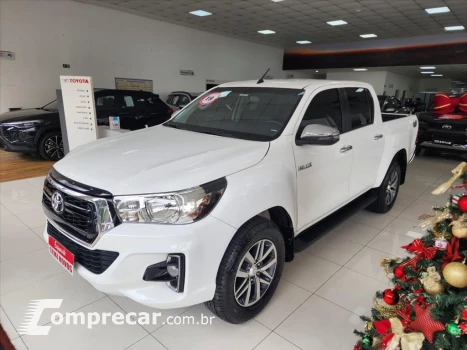 Toyota HILUX 2.8 SRV 4X4 CD 16V DIESEL 4P AUTOMÁTICO 4 portas