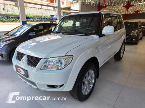 Mitsubishi PAJERO 2.0 TR4 4X4 16V 131 CV 4 portas