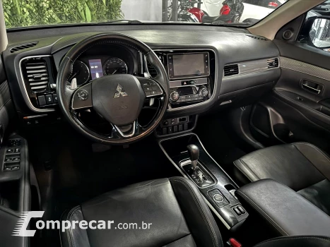 OUTLANDER 2.2 Mivec Di-d Hpe-s AWD