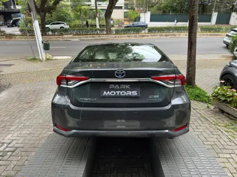 COROLLA 1.8 VVT-I Hybrid Altis Premium