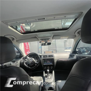 JETTA 1.4 16V TSI COMFORTLINE GASOLINA 4P TIPTRON