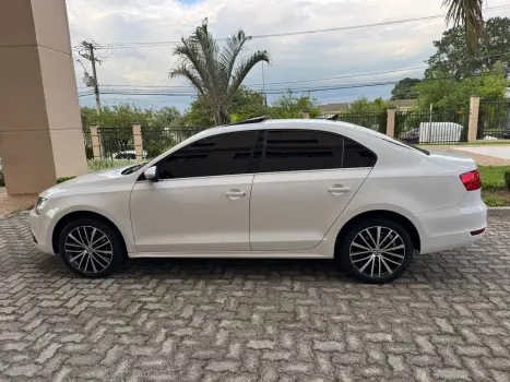 JETTA 2.0 TSI Highline 211cv