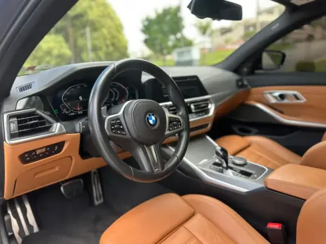 320i 2.0 16V TURBO FLEX M SPORT AUTOMÁTICO