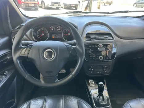 PUNTO - 1.8 BLACKMOTION 16V 4P AUTOMATIZADO