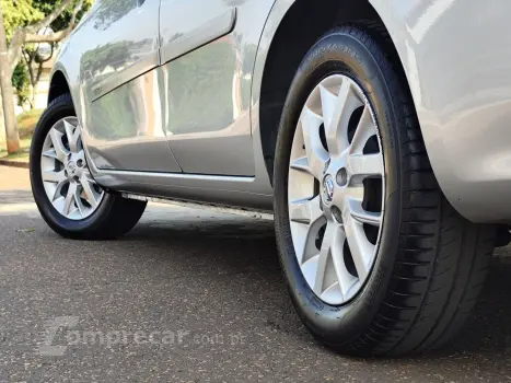 VERSA 1.6 16V SV  FLEXSTART 4P AUT.