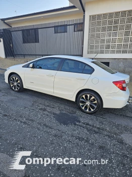 Honda CIVIC 2.0 LXR 16V 4 portas