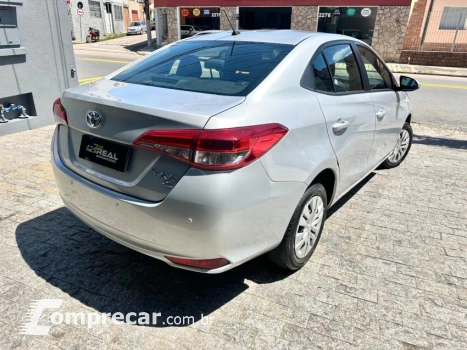 YARIS 1.5 16V Sedan XL Live