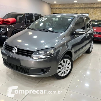 Volkswagen FOX 1.6 MI 8V 4 portas