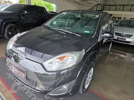 FORD FIESTA 1.6 Rocam SE 8V 4 portas