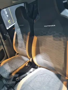 KWID 1.0 12V SCE Outsider