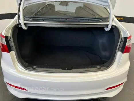 HB20S 1.6 COMFORT PLUS 16V FLEX 4P AUTOMATICO