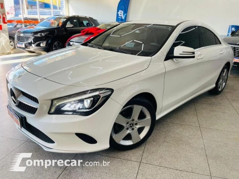 Mercedes-Benz CLA180 4 portas