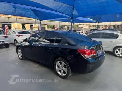 CRUZE SEDAN - 1.8 LT 16V 4P AUTOMÁTICO