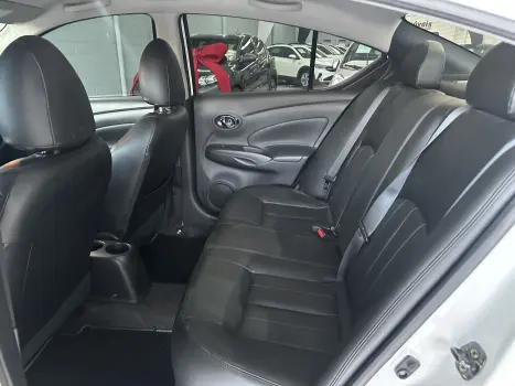 VERSA 1.6 16V Unique