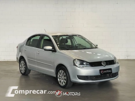 POLO SEDAN - 1.6 MI COMFORTLINE 8V 4P MANUAL
