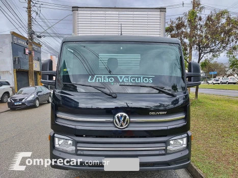 Volkswagen Delivery Express 2.8 + Baú