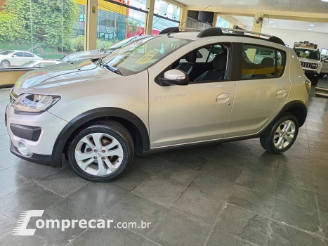 Renault SANDERO 1.6 Stepway 8V 4 portas