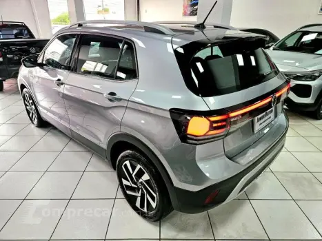 T CROSS HIGHLINE 250 TSI AUT