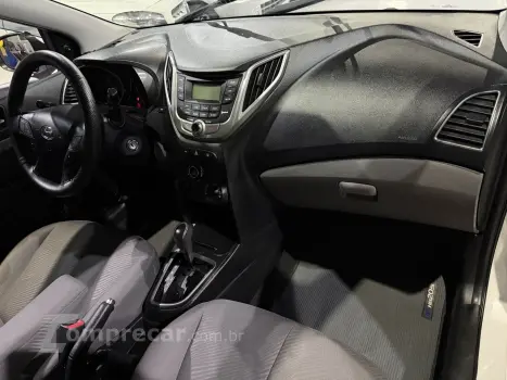 HB20S 1.6 COMFORT PLUS 16V FLEX 4P AUTOMÁTICO