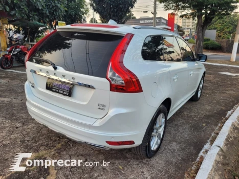 XC60 2.4 D5 Momentum AWD