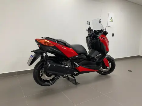 YAMAHA XMAX ABS