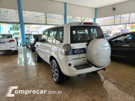 Pajero TR4 2.0 Flex 16V 4X2 Aut.