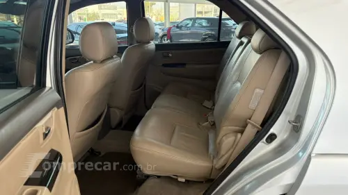 Hilux SW4 SRV 3.0 4X4 (7 Lugares)