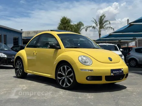 Volkswagen New Beetle 2.0 Mi Mec 4 portas