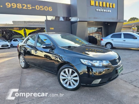 Kia CERATO 1.6 EX Sedan 16V 4 portas