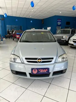 ASTRA 2.0 MPFI Advantage Sedan 8V