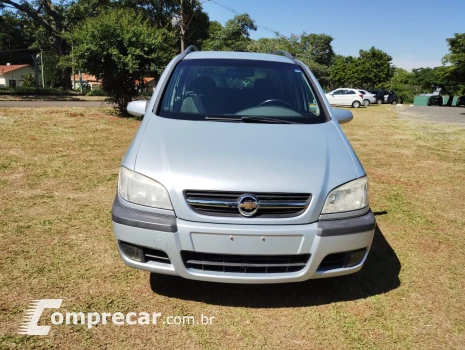 CHEVROLET ZAFIRA 2.0 MPFI Elegance 16V 4 portas