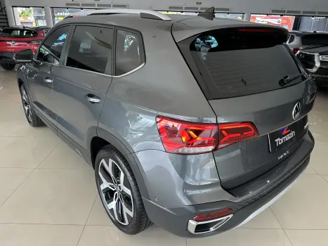 TAOS 1.4 250 TSI Highline