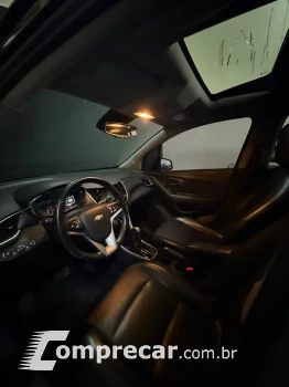 TRACKER 1.4 16V Turbo Midnight