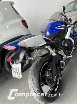 Gsx-R Sred 750