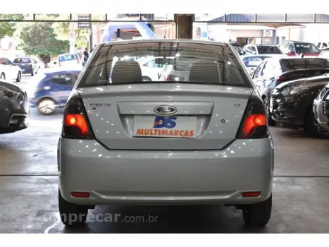 FIESTA SEDAN - 1.6 ROCAM SEDAN 8V 4P MANUAL