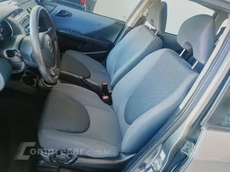 Fit 1.4 16V 4P LX FLEX