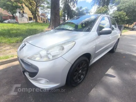 PEUGEOT 207 - 1.6 XS 16V 4P AUTOMÁTICO 4 portas