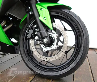 KAWASAKI NINJA 300
