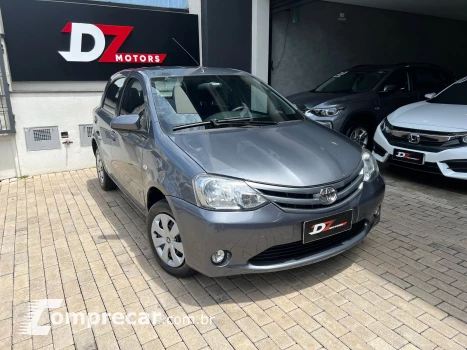 Toyota ETIOS 1.5 XS 16V 4 portas