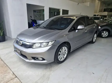 Honda CIVIC 2.0 LXR 16V 4 portas