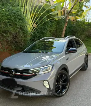 Volkswagen Nivus Highline 1.0 200 TSI Flex Aut. 4 portas