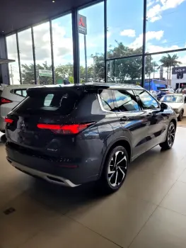 OUTLANDER 2.4 4X4 16V